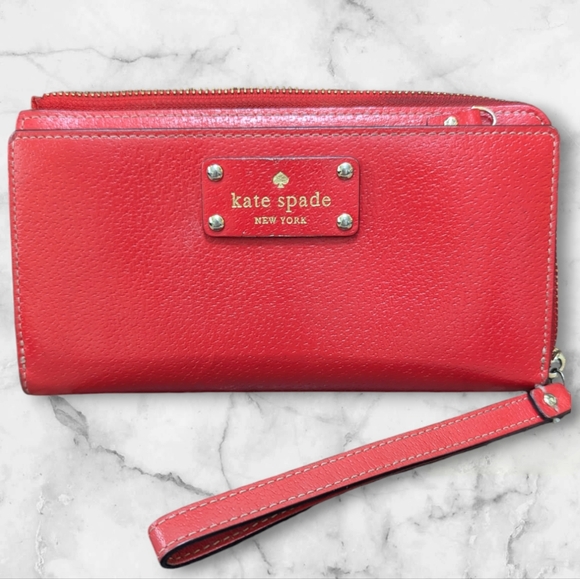 kate spade Handbags - Kate Spade Layton Wellesley Leather Wristlet Wallet